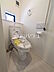 トイレ：≪1号棟　トイレ≫温水洗浄便機能付きトイレで清潔にご使用いただけます。【府中市新町2丁目】