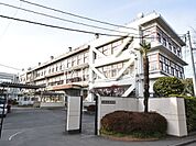 立川市立立川第五中学校 (1820m)