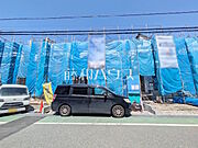 現場風景　【日野市落川】 太陽に愛され、日当り・通風に優れた魅力的で快適さを追求した邸宅。ここに住むからこそ意味がある。そんな特別感に浸ってみませんか。　