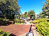周辺：練馬区立 北新井公園 (300m)