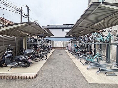 駐輪場　【ウエリス国立】