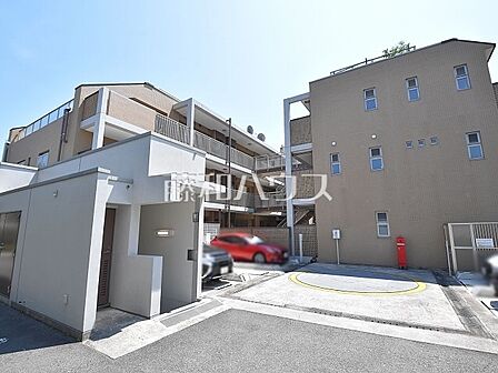 駐車場 【オーパス】