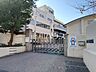 周辺：杉並区立高井戸小学校 (780m)