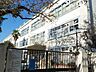 周辺：杉並区立八成小学校 (490m)