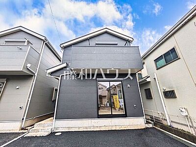 外観:2号棟 外観 【清瀬市下清戸1丁目】 堂々完成、いつでもご内覧いただけます!ぜひ実物をご覧いただきたく思います。喜んでご案内いたしますのでお気軽にお問合せ下さい 外観:2号棟 外観 【清瀬市下清戸1丁目】 堂々完成、いつでもご内覧いただけます!ぜひ実物をご覧いただきたく思います。喜んでご案内いたしますのでお気軽にお問合せ下さい