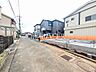外観：接道状況および現場風景　【新座市畑中1丁目】