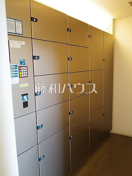 宅配ボックス 【デライトシティサンライトコート】 荷物の受け取り時間を気にせず外出できる宅配ボックス付き!