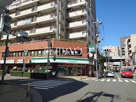 ファミリーマート 府中宮町店 (170m)