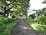 周辺：本村西公園 (760m)