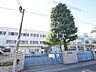 周辺：中野区立北中野中学校 (970m)