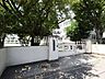 周辺：東久留米市立第六小学校 (580m)