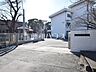 周辺：日野市立滝合小学校 (370m)