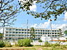 周辺：日野市立豊田小学校 (640m)