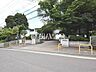 周辺：所沢市立北秋津小学校 (800m)