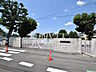 周辺：調布市立富士見台小学校 (840m)