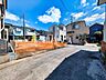 外観：接道状況および現場風景　見学はしたいけど、なかなか時間が取れない・・・そんな方に出勤前や仕事終わりにマイホームを見学できるサポートをいたします。 【東久留米市金山町2丁目】