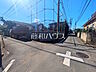外観：接道状況および現場風景　【調布市深大寺元町4丁目】