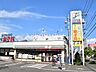 周辺：セブンイレブン武蔵小金井駅前通り店 (570m)