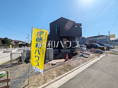 外観:接道状況および現場風景 【府中市押立町5丁目】 外観:接道状況および現場風景 【府中市押立町5丁目】