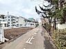 外観：接道状況および現場風景　【国分寺市東元町3丁目】 見学はしたいけど、なかなか時間が取れない・・・そんな方に出勤前や仕事終わりにマイホームを見学できるサポートをいたします。