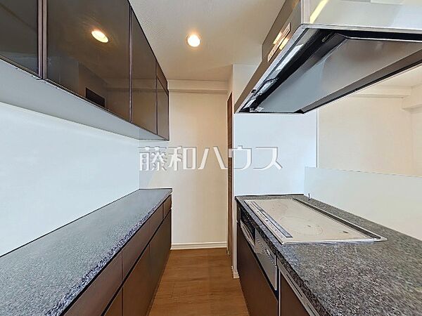 プレシス調布