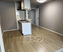 プラムコート椥辻 202 2階1LDKのリビング/ダイニング