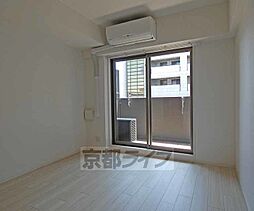 JR東海道・山陽本線 西大路駅 徒歩12分の賃貸マンション 5階1Kのリビング/ダイニング