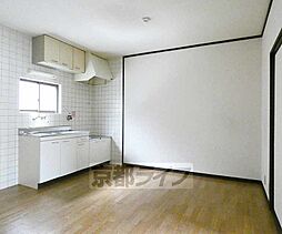 JR東海道・山陽本線 西大路駅 徒歩8分の賃貸アパート 1階2LDKのリビング/ダイニング