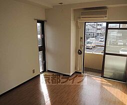 JR東海道・山陽本線 桂川駅 徒歩12分の賃貸マンション 4階1Kのリビング/ダイニング