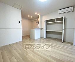 メゾンドエフ 204 2階1LDKのリビング/ダイニング