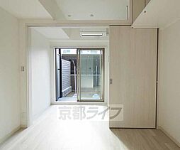 JR東海道・山陽本線 西大路駅 徒歩4分の賃貸マンション 1階1DKのリビング/ダイニング