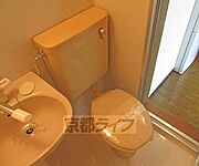 清潔感のあるトイレです