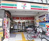 セブンイレブン京都千本中立売店まで203m 西陣の商店街近くのセブンイレブン。
