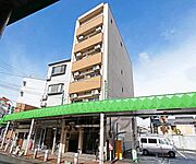 建物外観です