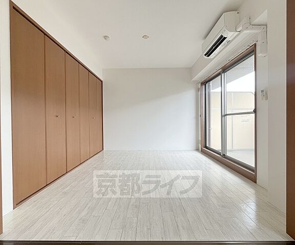 寝室