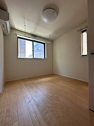 建築中の写真になります