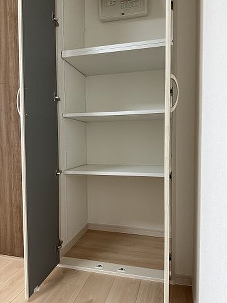 こまごまとした物を収納できそうですね♪
