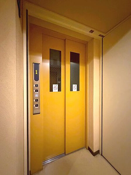 エレベーター