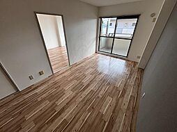 阪急京都本線 茨木市駅 バス8分 白川二丁目下車 徒歩7分の賃貸マンション 3階3LDKのリビング/ダイニング