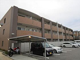 大阪府高槻市辻子１丁目12番24号（賃貸マンション1LDK・2階・42.06㎡） その1