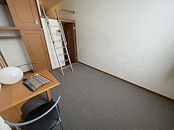 JR東海道・山陽本線 高槻駅 バス9分 南平台東下車 徒歩5分の賃貸アパート 2階1Kのリビング/ダイニング