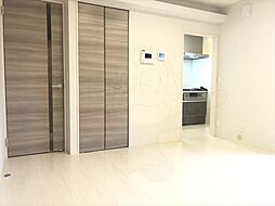 阪急京都本線 富田駅 徒歩23分の賃貸アパート 3階1Kのリビング/ダイニング