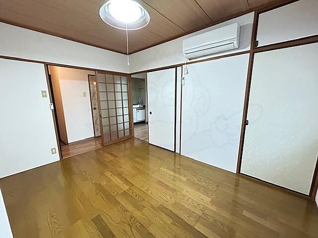 寝室