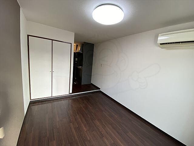 寝室