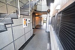 17 / 26