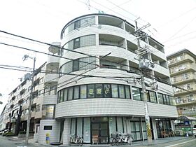 大阪府豊中市新千里南町２丁目2番25号（賃貸マンション1R・5階・30.00㎡） その1