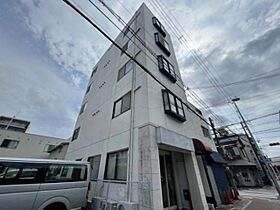 ビレッジイン江坂  ｜ 大阪府吹田市豊津町（賃貸マンション1R・4階・20.00㎡） その1