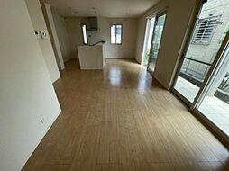 エスターテ箕面 B 1階3LDKのリビング/ダイニング