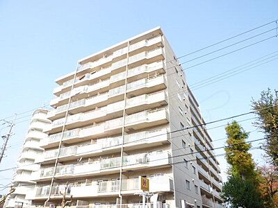 外観:オンライン内覧・現地案内も可能です 外観:オンライン内覧・現地案内も可能です