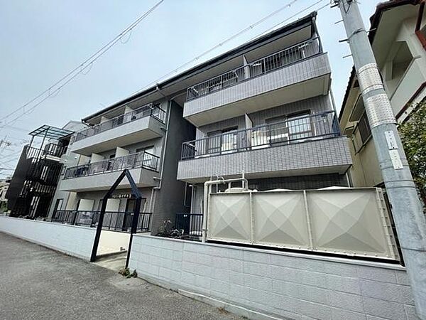 クローバーMオザキ B棟 ｜大阪府高槻市富田町５丁目(賃貸マンション1K・3階・18.00㎡)の写真 その1